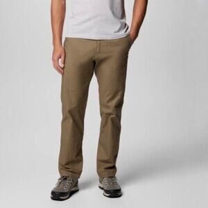 Columbia Khaki Outdoor Utility Pants Sz 34